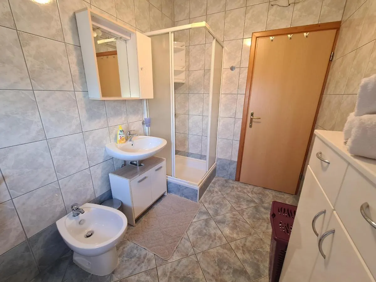 Apartments Pranjic With Pool Nova Vas  Nova Vas (Porec)