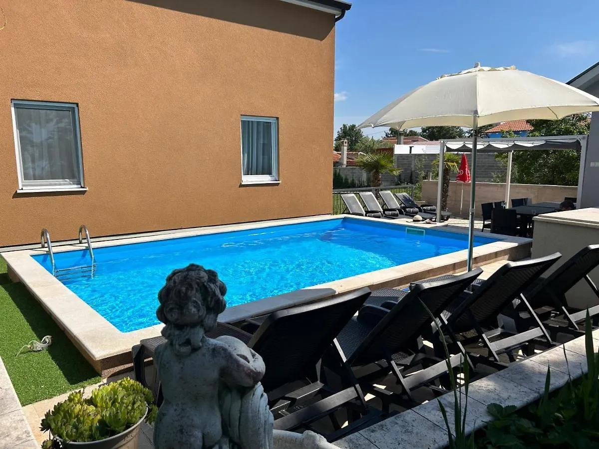 Apartments Pranjic With Pool Nova Vas  Kroatien